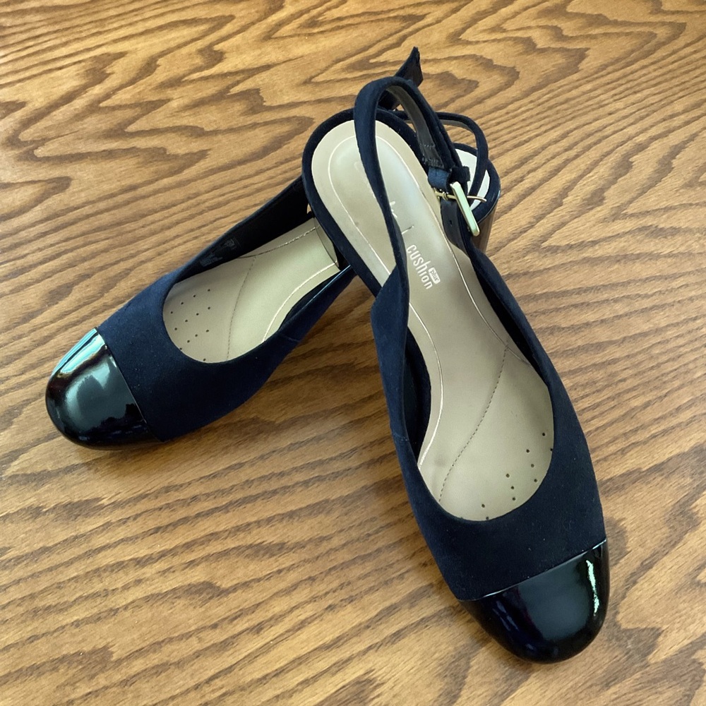 Clark’s Cushion Plus Leather/Suede, Patent Cap Toe, Euro 38 (US 7.5-8)